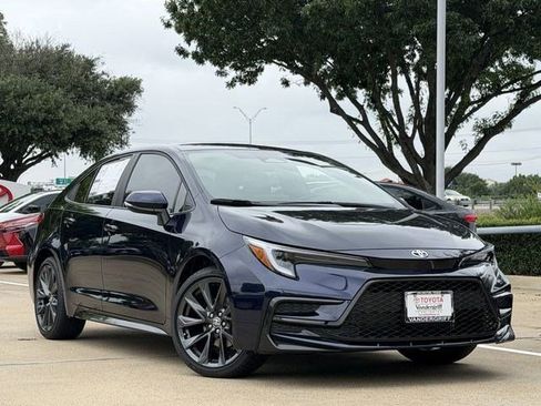 New 2026 Toyota Corolla SE FWD image 2
