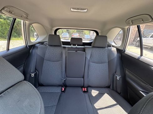 Used 2020 Toyota RAV4 XLE FWD image 27