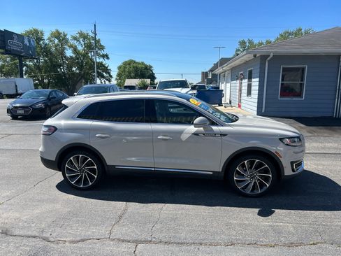 Used 2019 Lincoln Nautilus Reserve w/ Ultimate Package AWD/4WD image 4