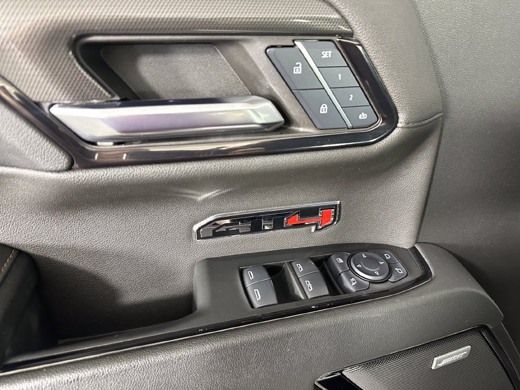 Used 2024 GMC Sierra 1500 AT4 w/ Technology Package AWD/4WD image 24