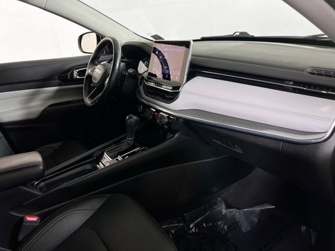 Used 2022 Jeep Compass Limited AWD/4WD image 27