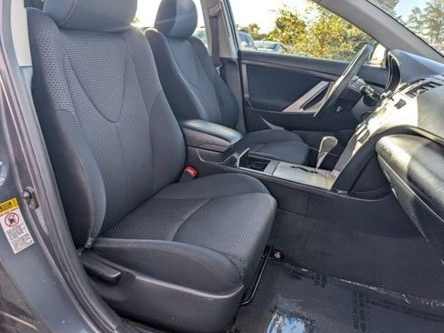 Used 2009 Toyota Camry CE image 19