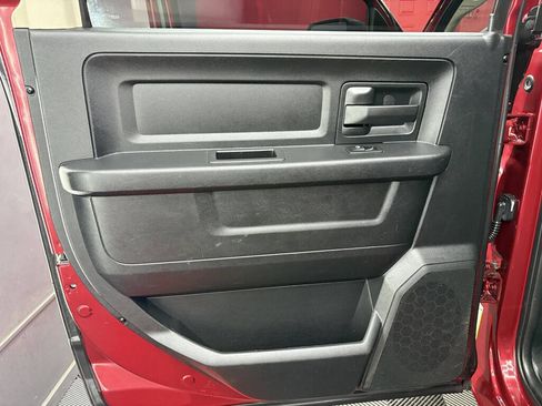Used 2015 RAM 1500 Express AWD/4WD image 10