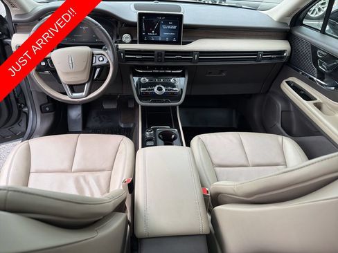 Used 2022 Lincoln Corsair Reserve w/ Equipment Group 201A AWD/4WD image 17