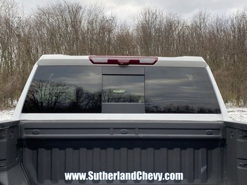 Used 2024 GMC Sierra 2500 AT4 w/ Technology Package image 20