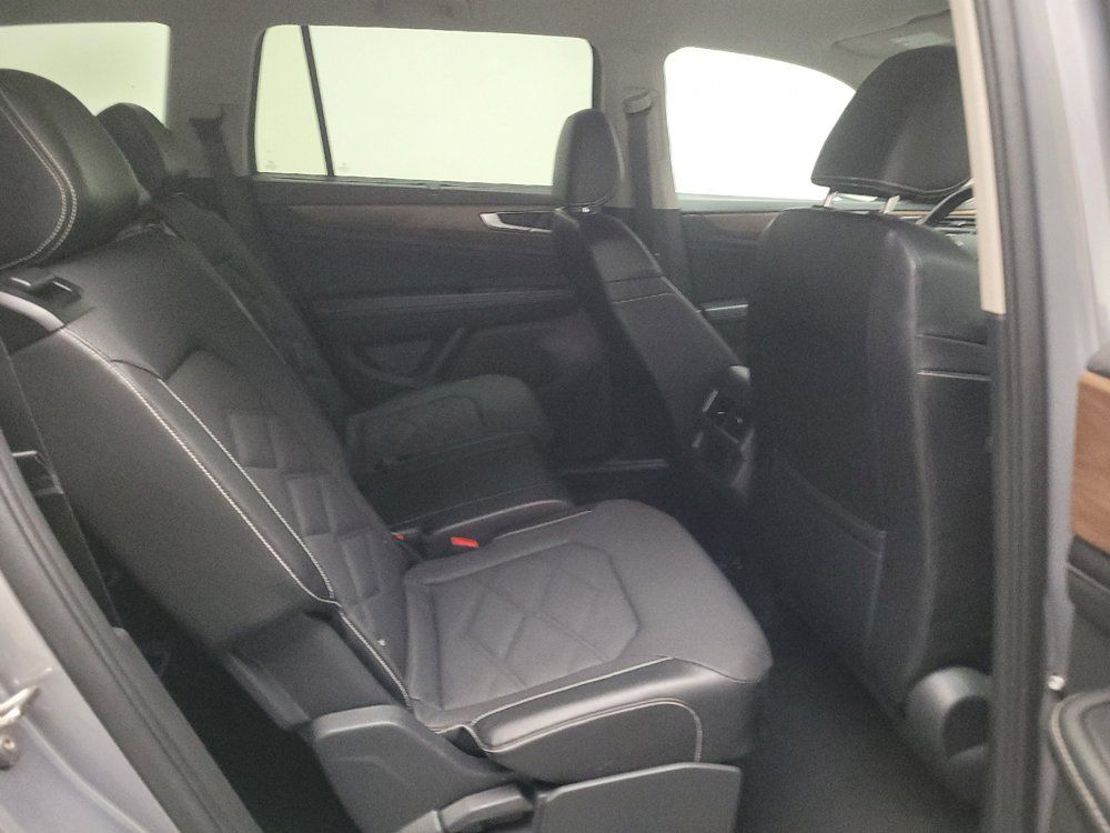 Used 2024 Volkswagen Atlas SE FWD image 19