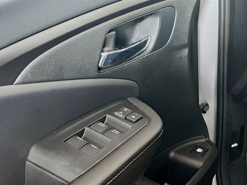 Used 2024 Honda Ridgeline Sport image 17