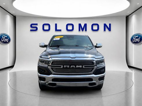 Used 2021 RAM 1500 Laramie AWD/4WD image 3