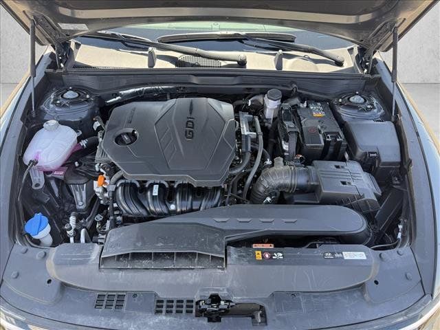 Used 2025 Hyundai Sonata SEL FWD image 24