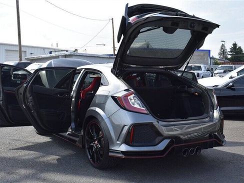 Used 2018 Honda Civic Type R image 31