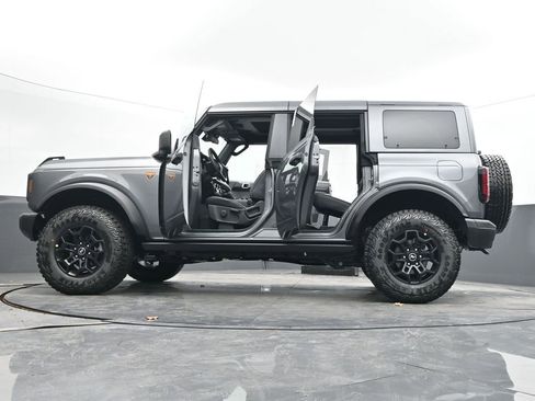 New 2026 Ford Bronco Badlands image 71