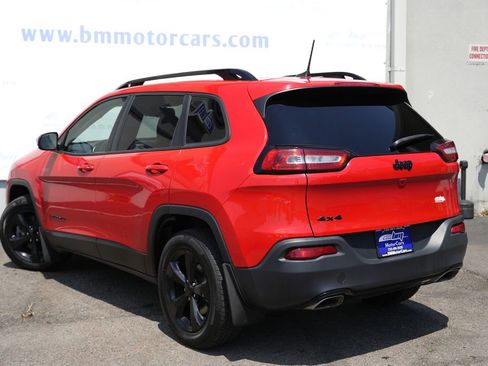 Used 2017 Jeep Cherokee High Altitude w/ Luxury Group AWD/4WD image 4