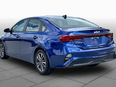 Certified 2022 Kia Forte LXS w/ LXS Technology Package FWD image 10