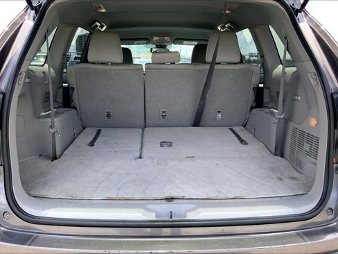Used 2019 Toyota Highlander LE FWD image 34