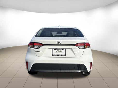 Used 2023 Toyota Corolla LE FWD image 6