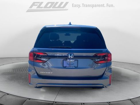 Certified 2026 Honda Odyssey EX-L image 8