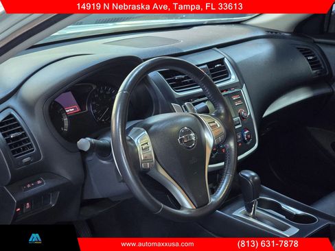 Used 2016 Nissan Altima 2.5 SR image 12