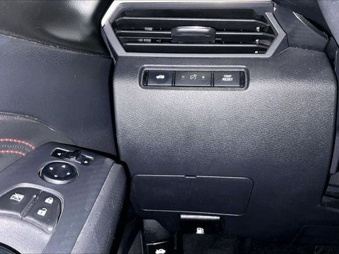 Used 2019 Nissan Altima 2.5 SR w/ SR Premium Package image 40