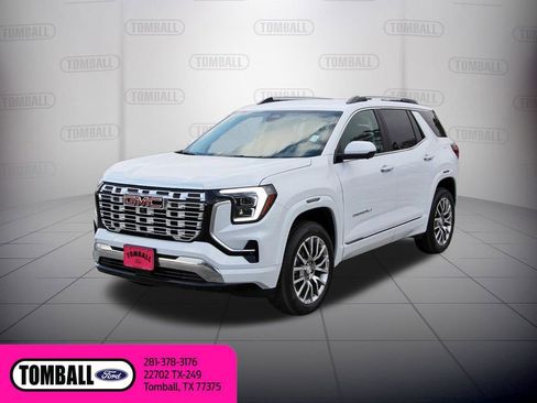 Used 2026 GMC Terrain Denali image 3