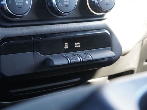 Used 2021 RAM 1500 Big Horn image 36