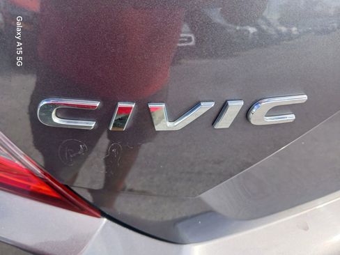 Used 2018 Honda Civic EX image 15