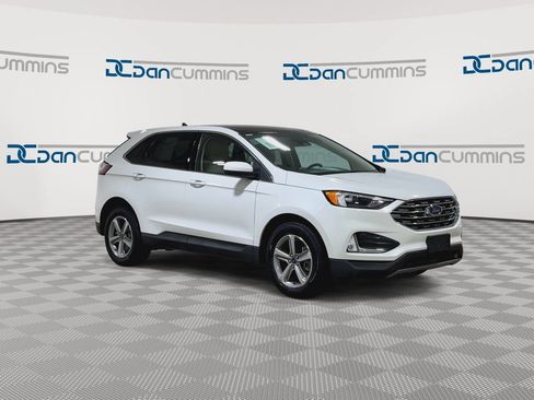 Used 2022 Ford Edge SEL w/ Convenience Package AWD/4WD image 2