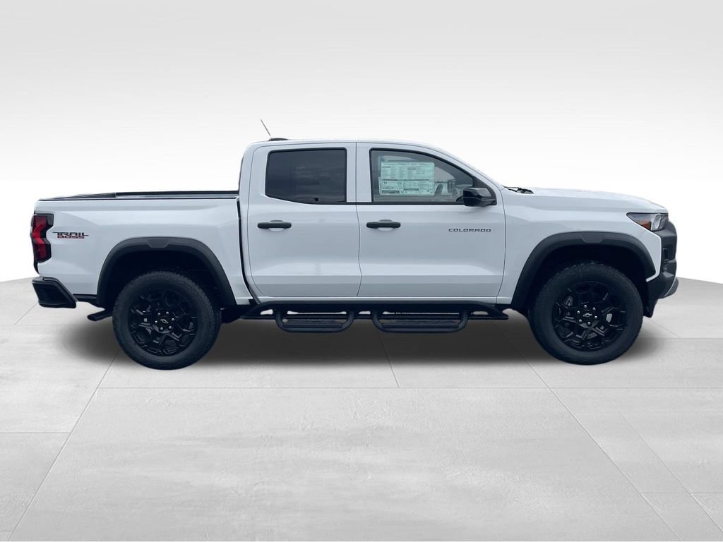 New 2026 Chevrolet Colorado Trail Boss AWD/4WD image 2