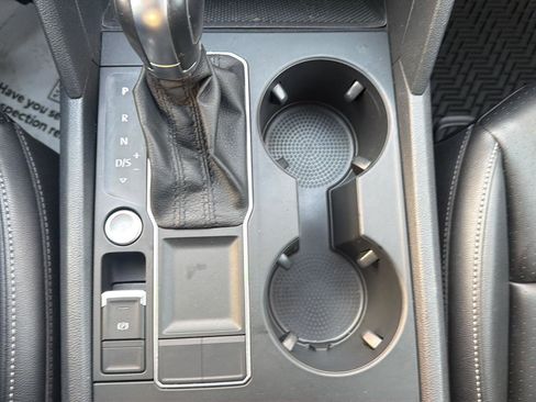 Used 2019 Volkswagen Atlas SE image 27