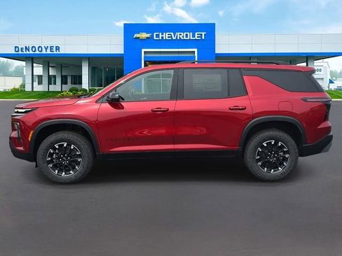 New 2026 Chevrolet Traverse Z71 w/ Enhanced Driving Package AWD/4WD image 11
