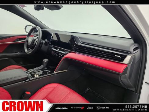 Used 2025 Toyota Camry XSE image 13