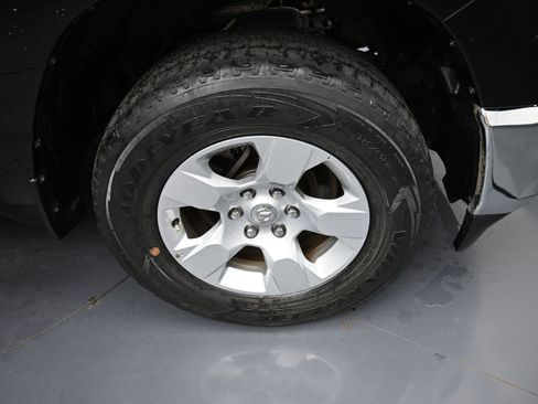 Used 2023 RAM 1500 Lone Star image 25