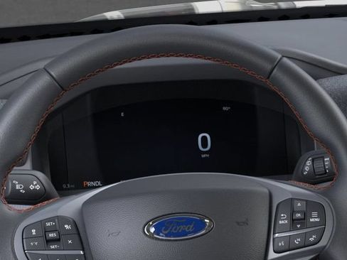 Used 2025 Ford Explorer Active w/ Active Comfort Package AWD/4WD image 13
