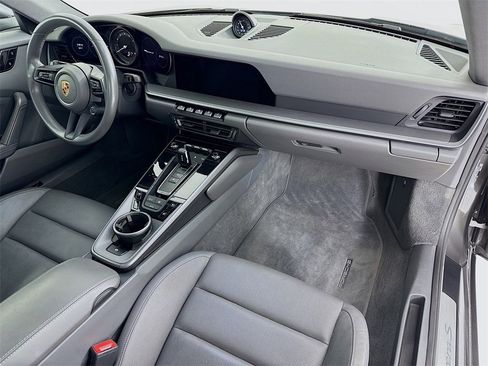 Used 2020 Porsche 911 Carrera S image 30