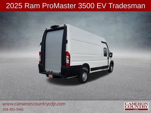 New 2025 RAM ProMaster 3500 FWD image 3