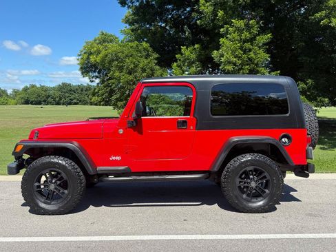 Used 2005 Jeep Wrangler Unlimited AWD/4WD image 6