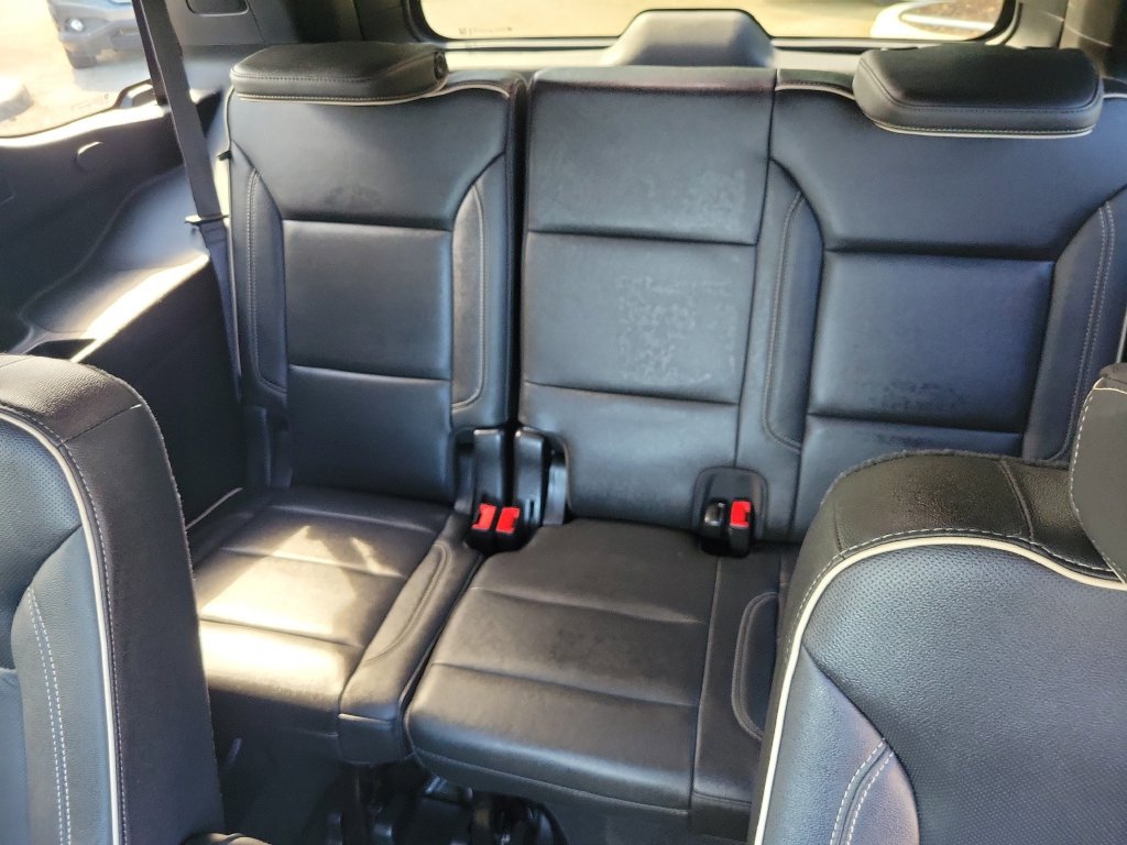 Used 2021 GMC Yukon SLT w/ SLT Premium Package RWD image 13