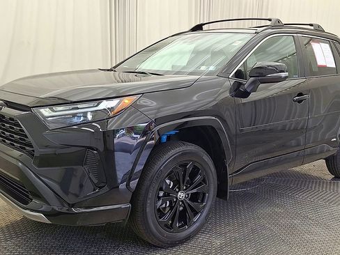 Certified 2024 Toyota RAV4 SE w/ Convenience Package AWD/4WD image 7