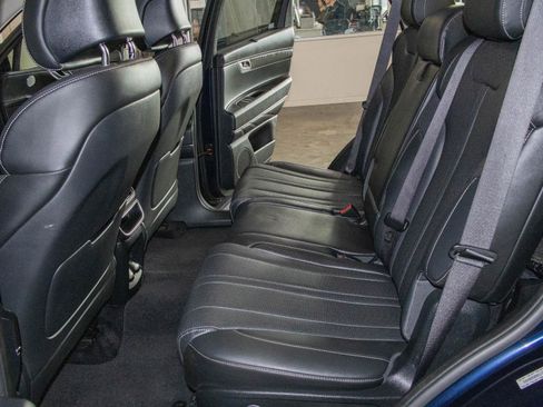 Used 2024 Genesis GV80 2.5T AWD/4WD image 14