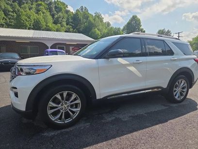 Used 2023 Ford Explorer Limited w/ Limited Technology Package