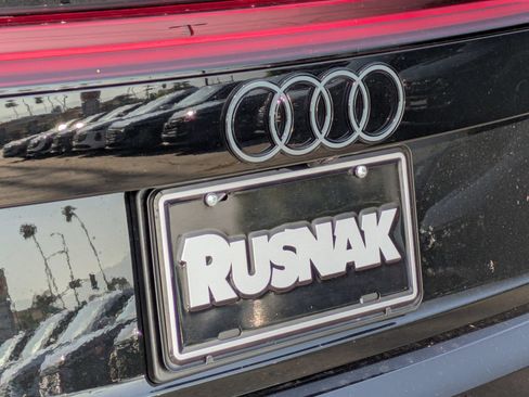 New 2026 Audi SQ8 Premium Plus AWD/4WD image 15
