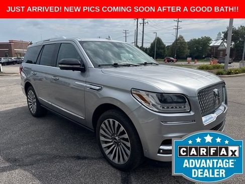 Used 2021 Lincoln Navigator Reserve w/ Luxury Package AWD/4WD image 7