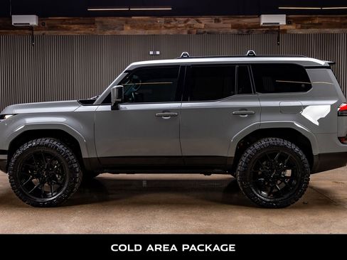 Used 2025 Lexus GX 550 550 Luxury+ w/ Accessory Package (2T) image 6