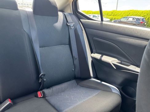 Used 2025 Nissan Versa SV FWD image 35