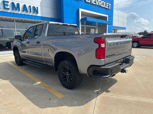 Used 2020 Chevrolet Silverado 1500 Custom Trail Boss w/ Custom Convenience Package AWD/4WD image 4