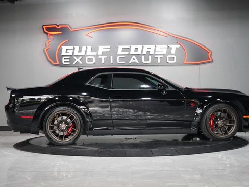 Used 2023 Dodge Challenger SRT Hellcat image 11