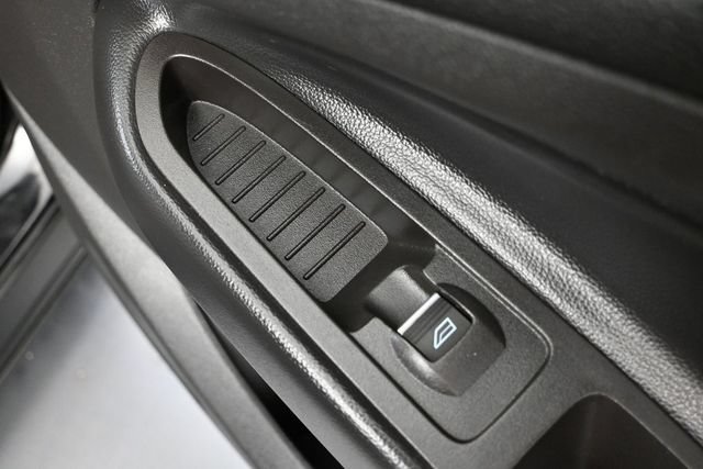 Used 2019 Ford Escape SE FWD image 35