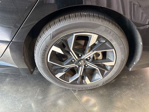 Used 2024 Hyundai Sonata SEL FWD image 10