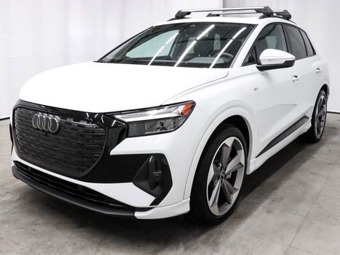 Used 2025 Audi Q4 e-tron Premium Plus w/ Premium Plus image 3