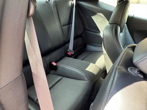 Used 2010 Chevrolet Camaro SS w/ White Stripe Package image 11