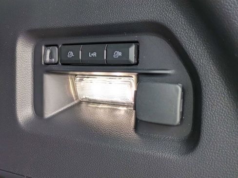 Used 2025 Ford Explorer ST AWD/4WD image 15